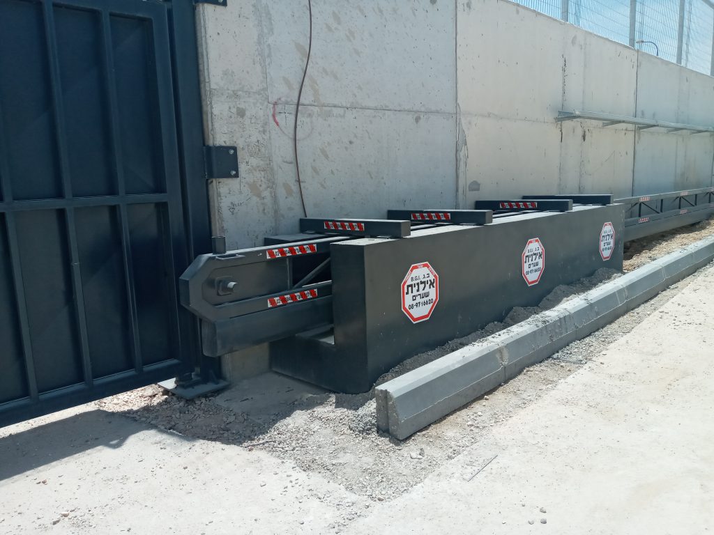 High Security Barriers K4-K8 Rating C440-C880 Surface Manuel Beam